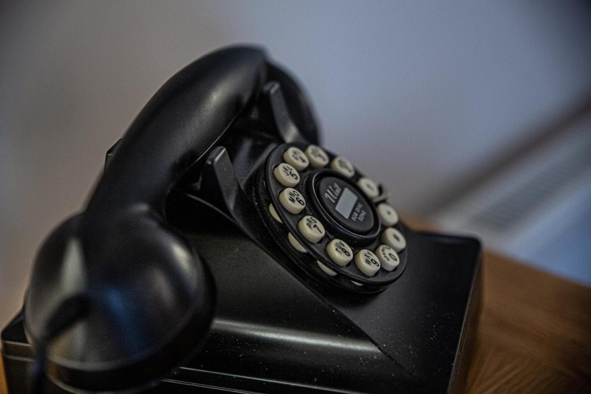 7 Cheapest Ways to Keep a Landline Phone Number In 2020