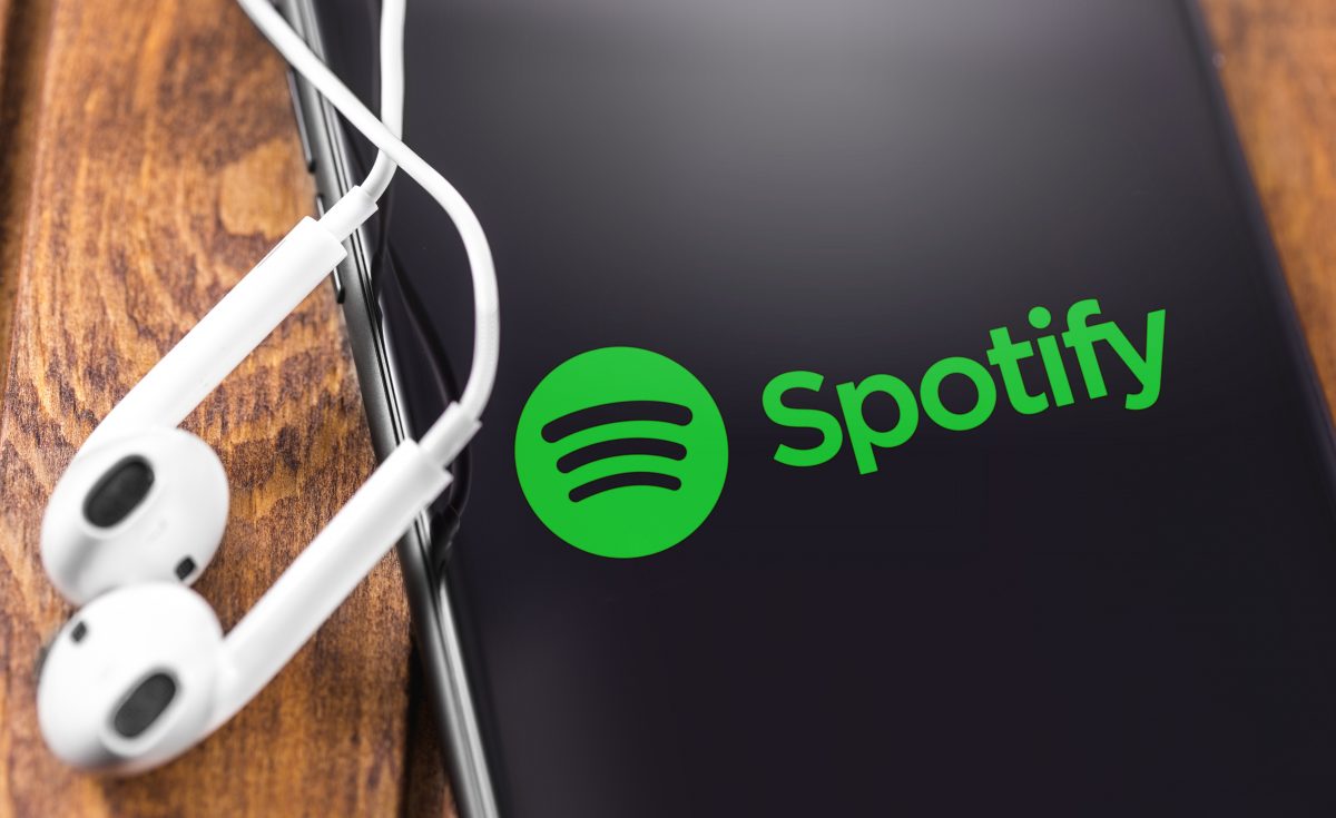 Best Podcasts on Spotify You Have to Listen to Now