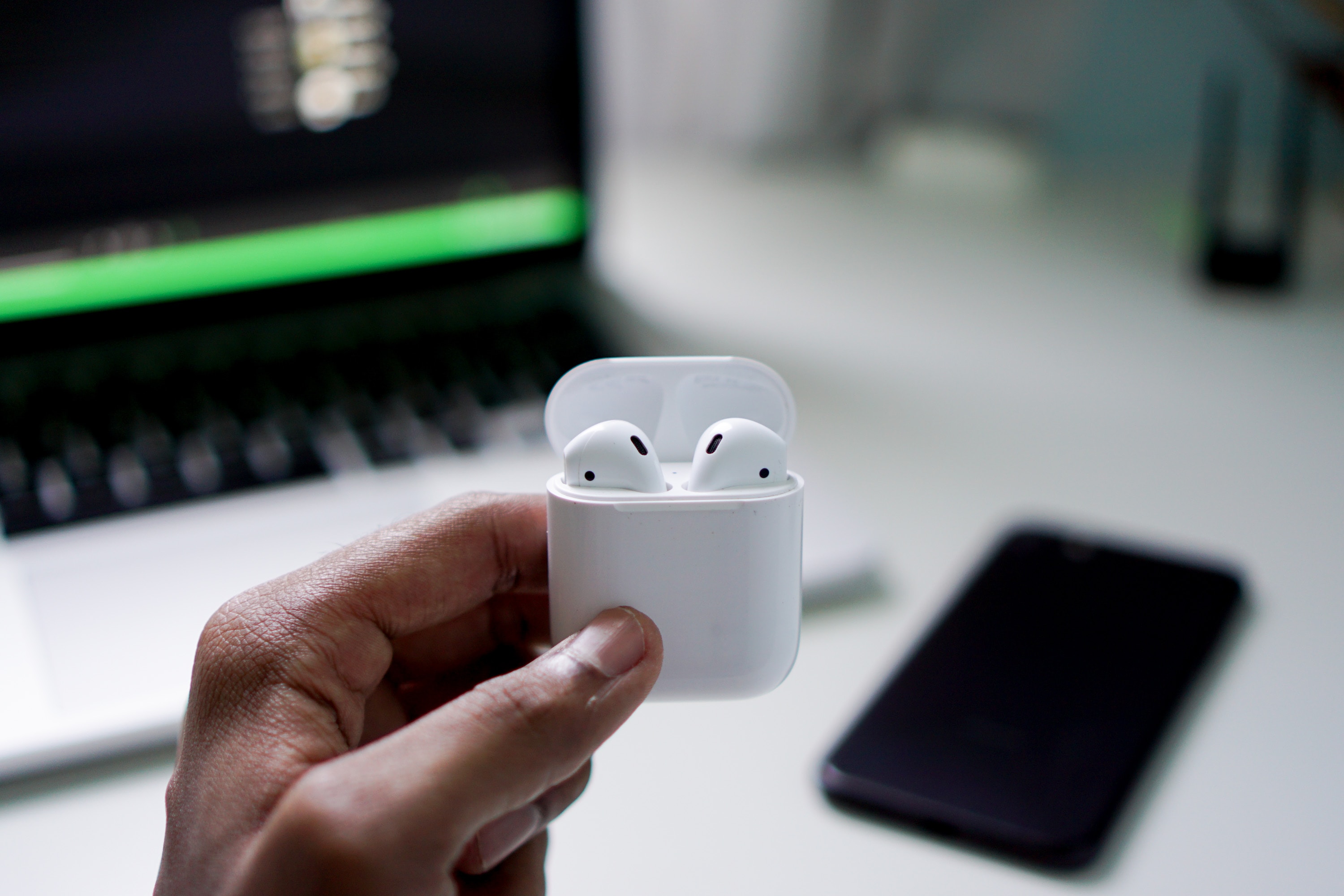 How To Reset Wireless Earbuds CellularNews