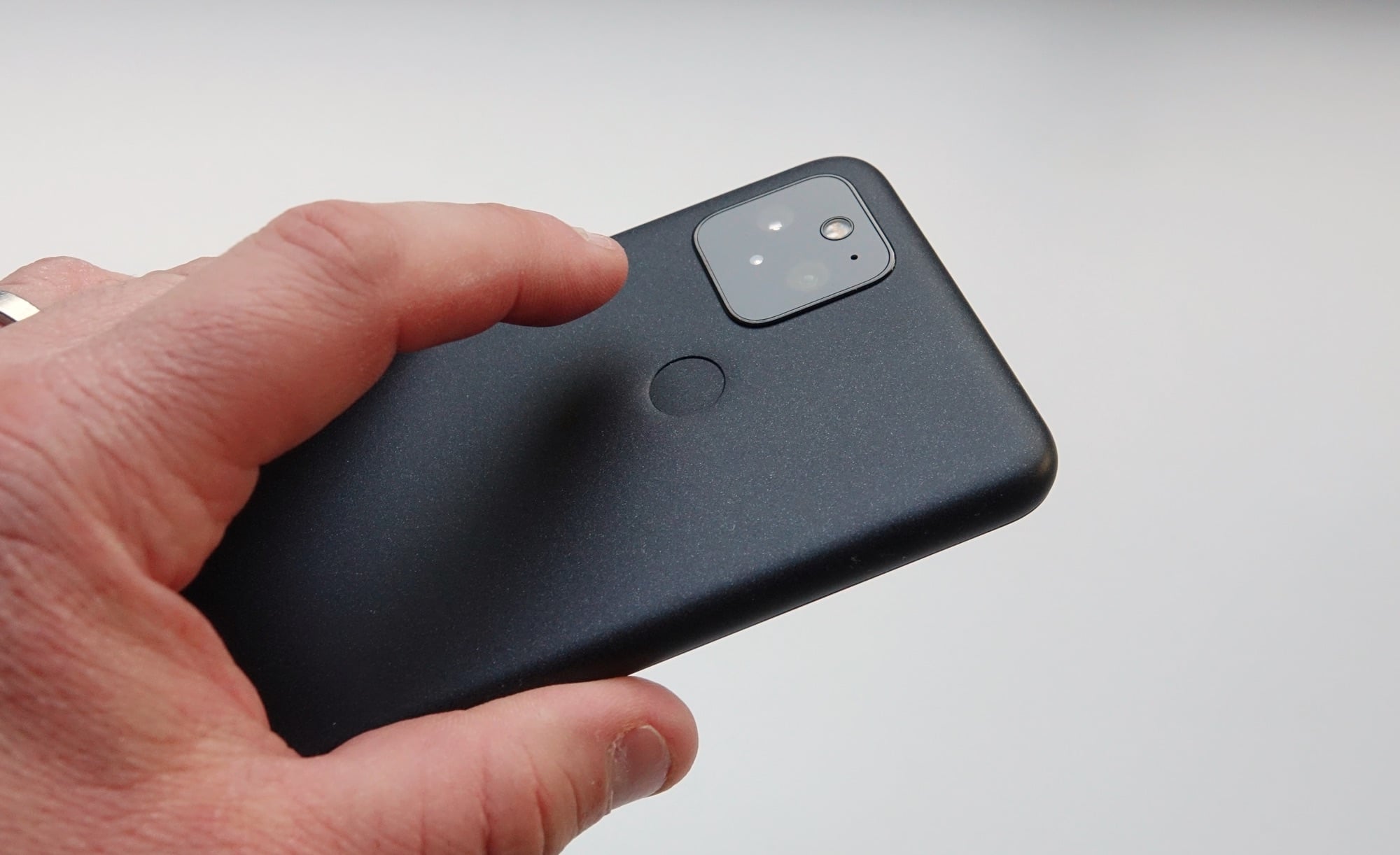 Where Is the Back Button on Google Pixel 5 CellularNews