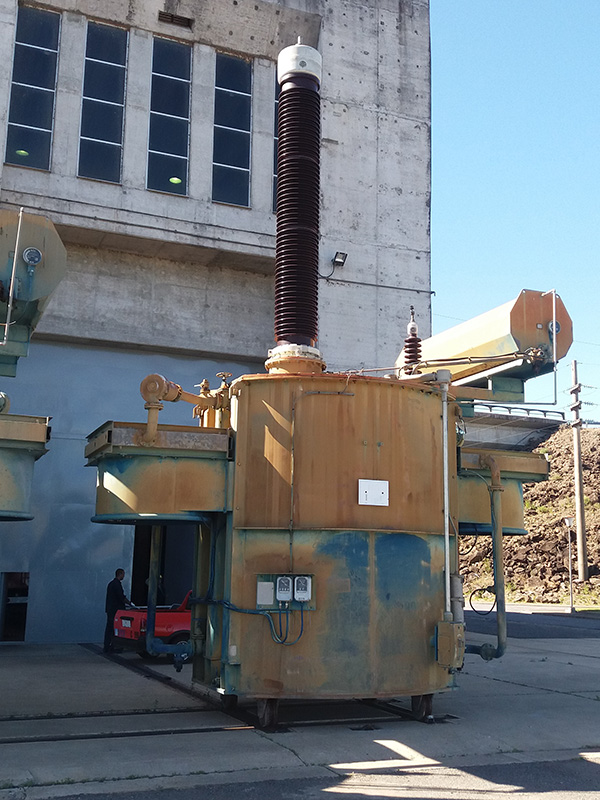 Onsite repair and retrofit of large power transformers in Uruguay