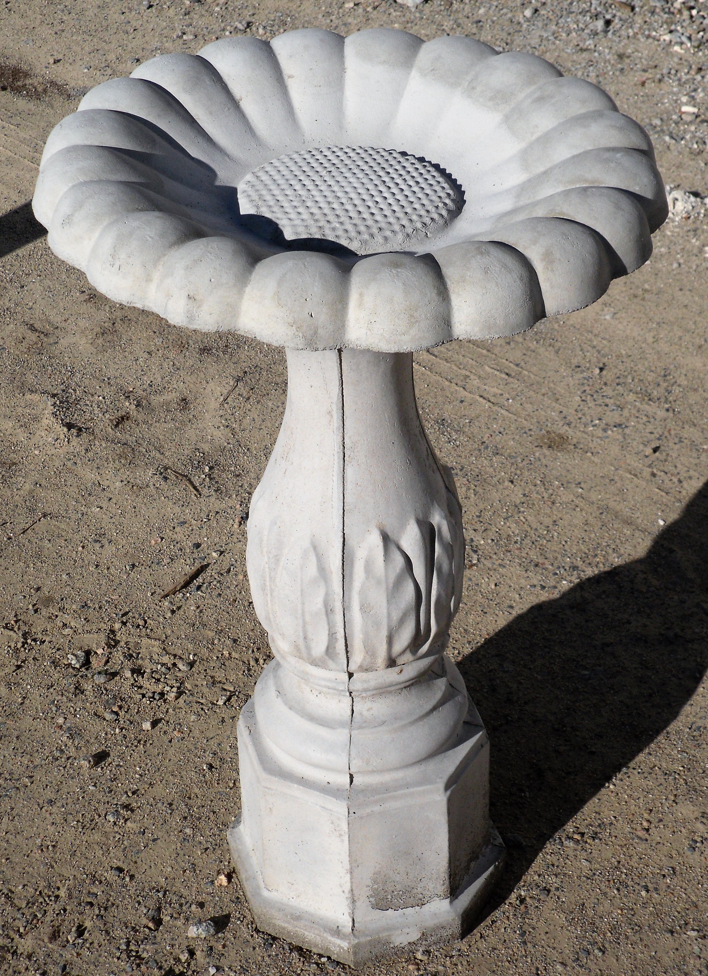 Outdoor Concrete Bird Bath Archives The Cement Barn