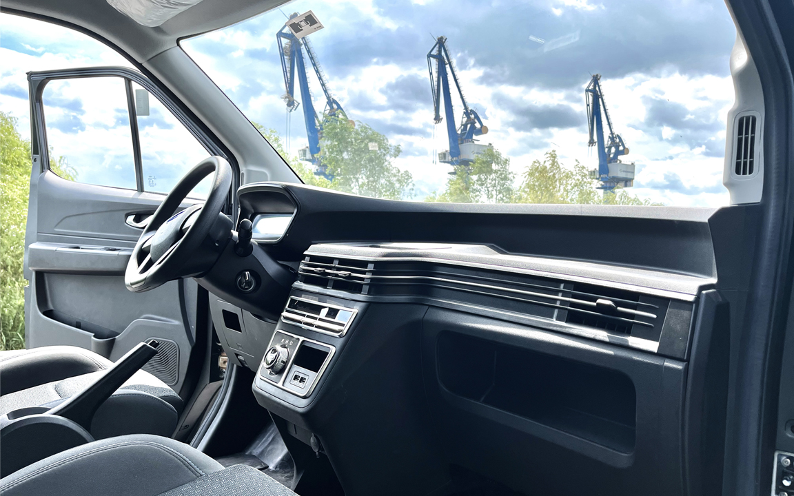 Logistar 260 Electric Van Cenntro Electric Group Limited