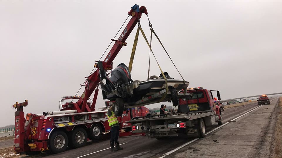 Heavy Wrecker Towing Towing Ames IA Des Moines Marshalltown Heavy