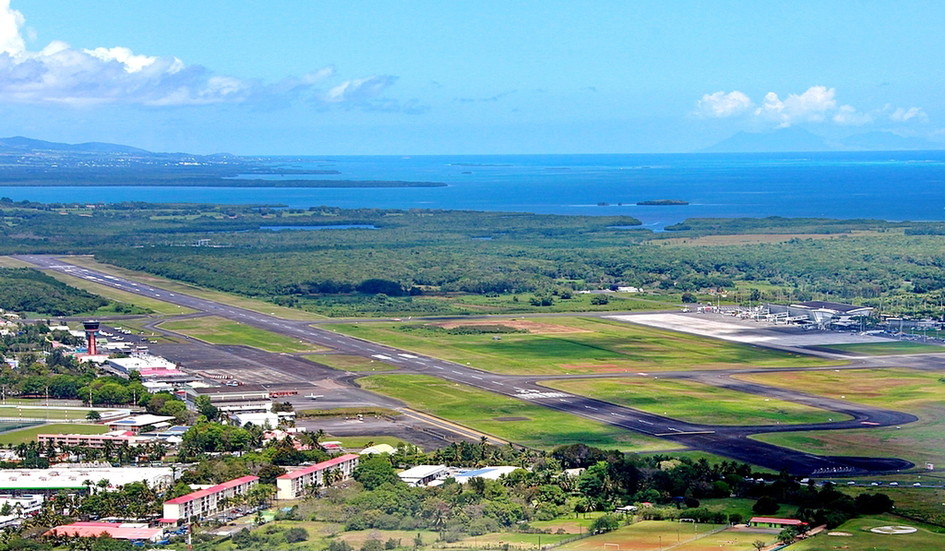 Private Jet PointeaPitre Airport — Central Jets