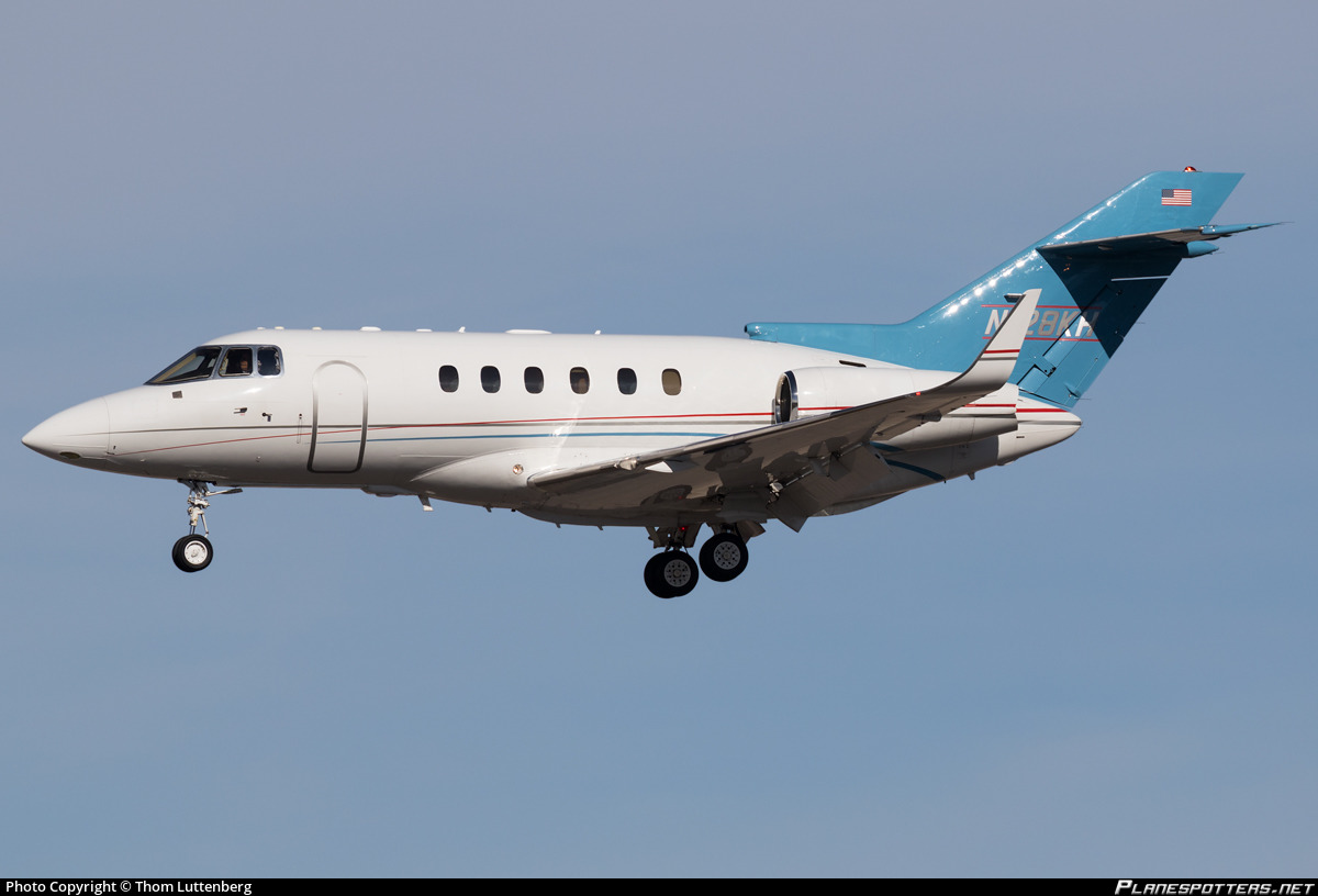 N128KH Hawker 800XP — Central Jets