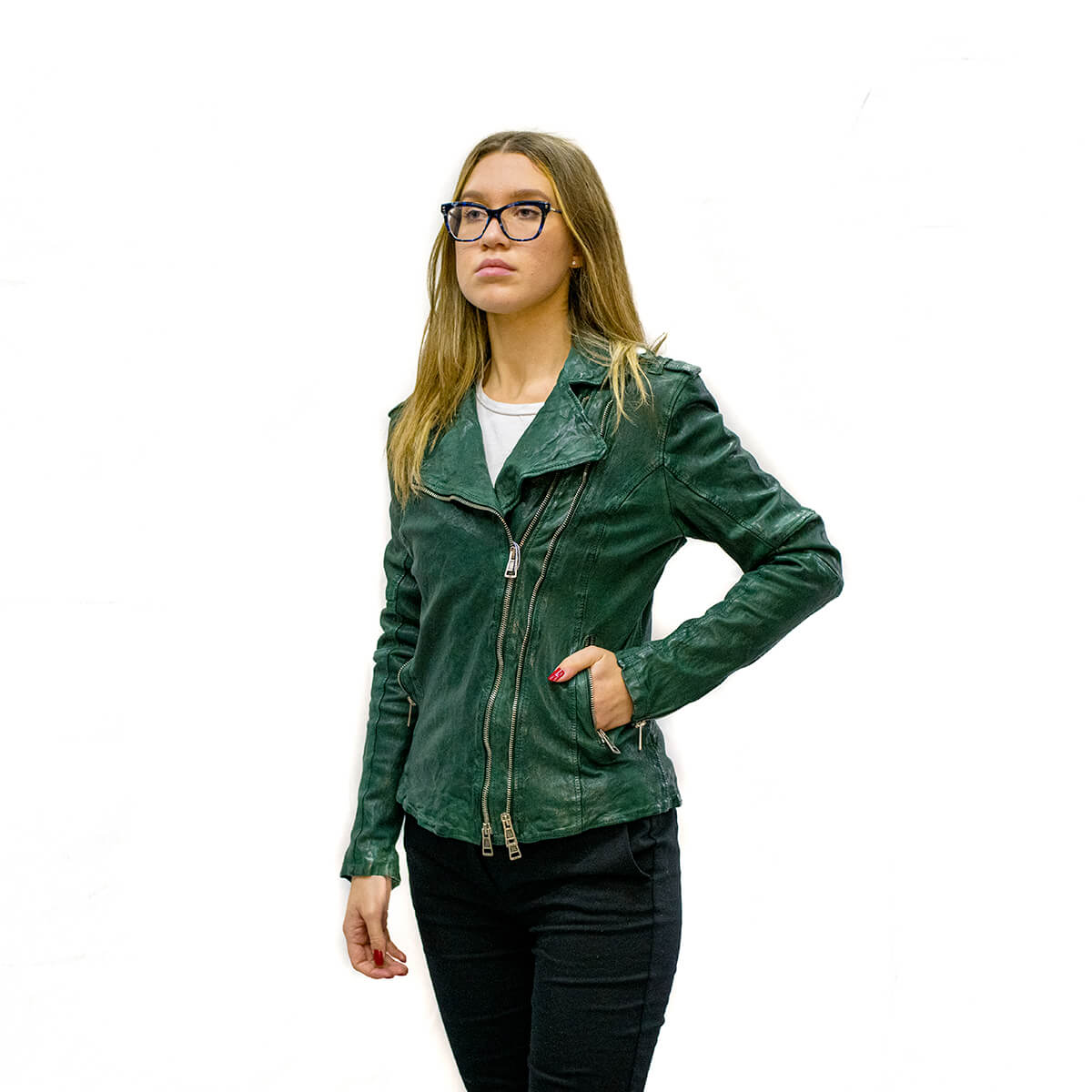 Giubbino modello chiodo in nappa vegetale verde • Centro