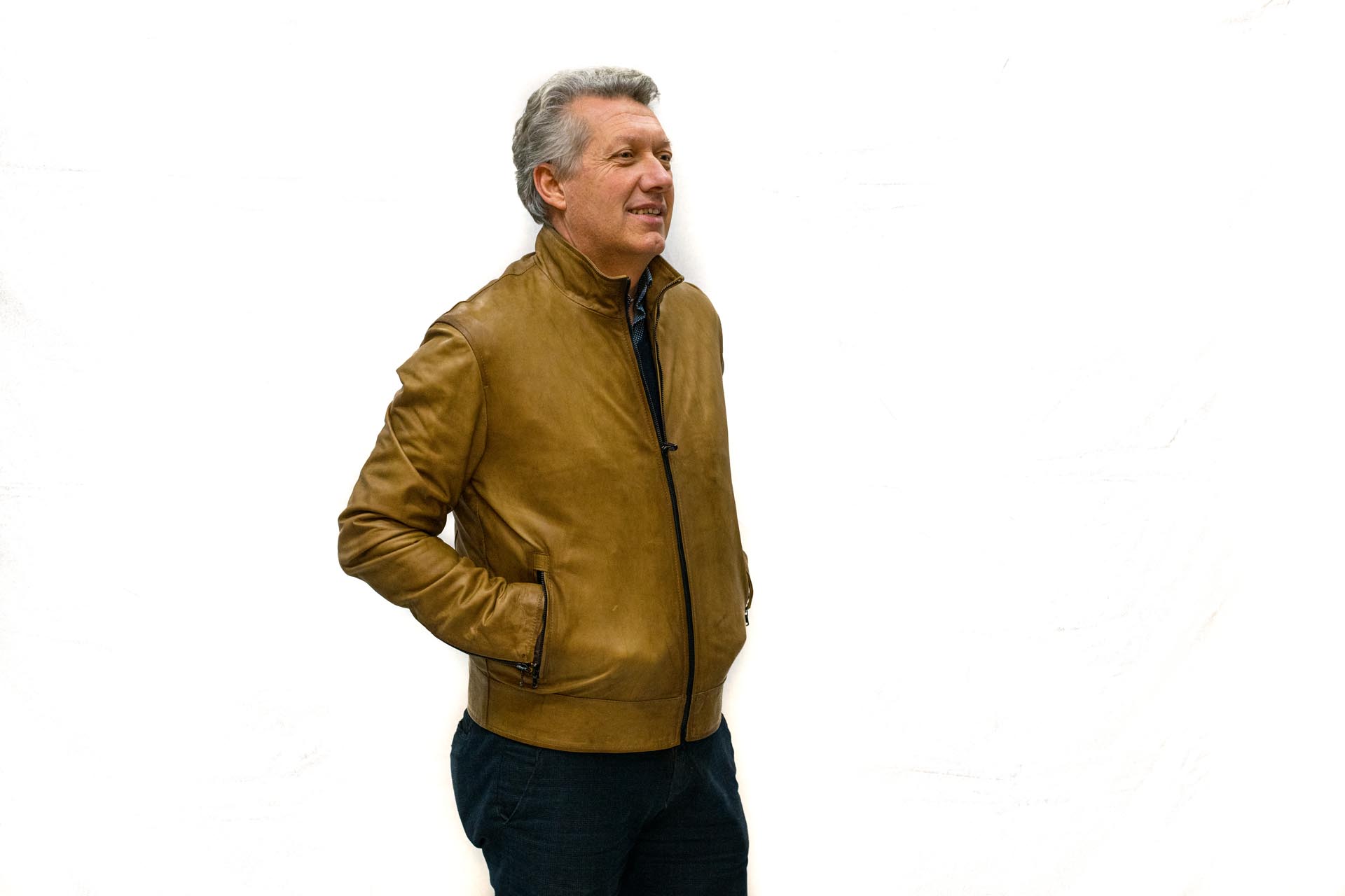 Giubbino in nappa vegetale con zip in contrasto • Centro