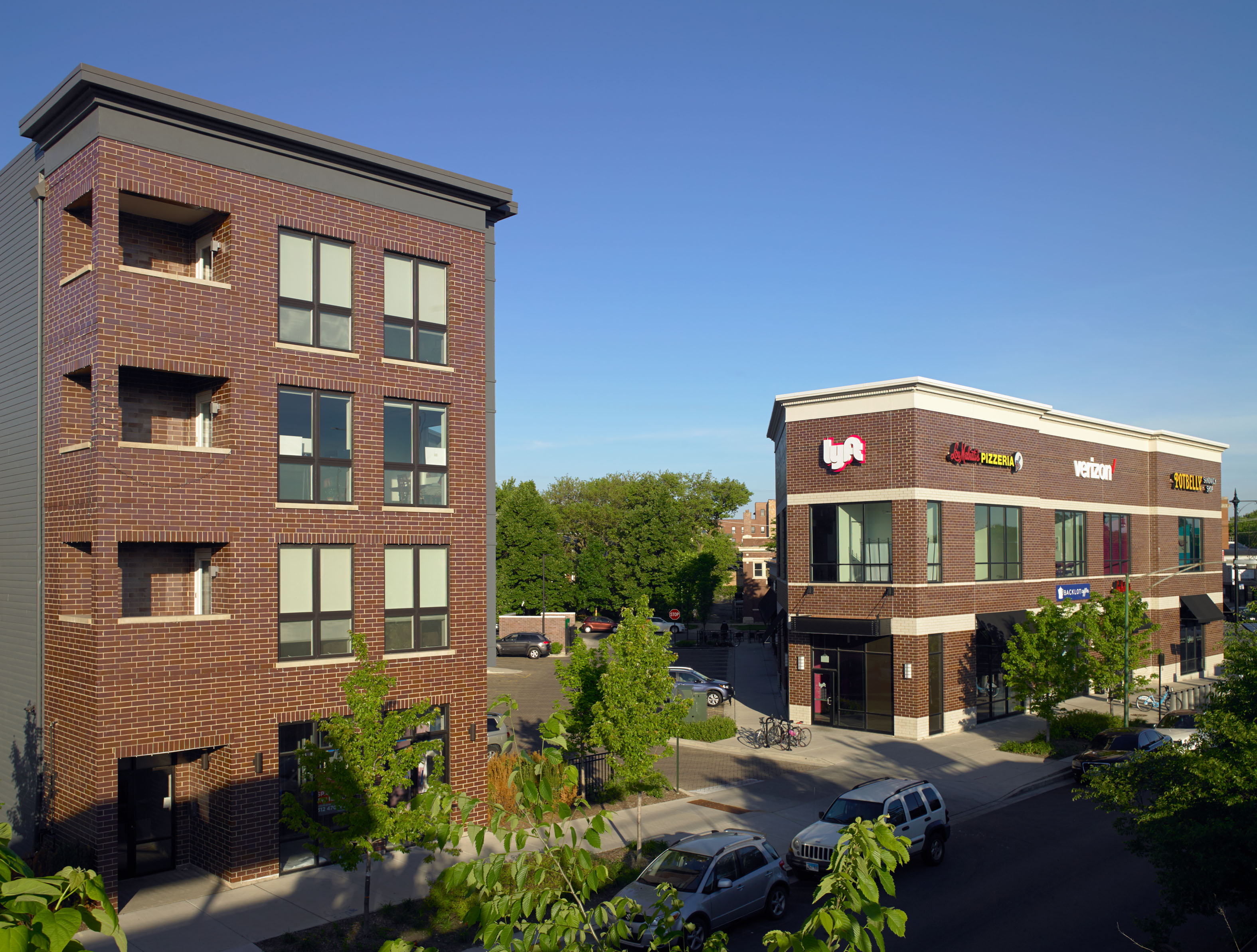 Centrum Realty & Development Centrum Old Irving