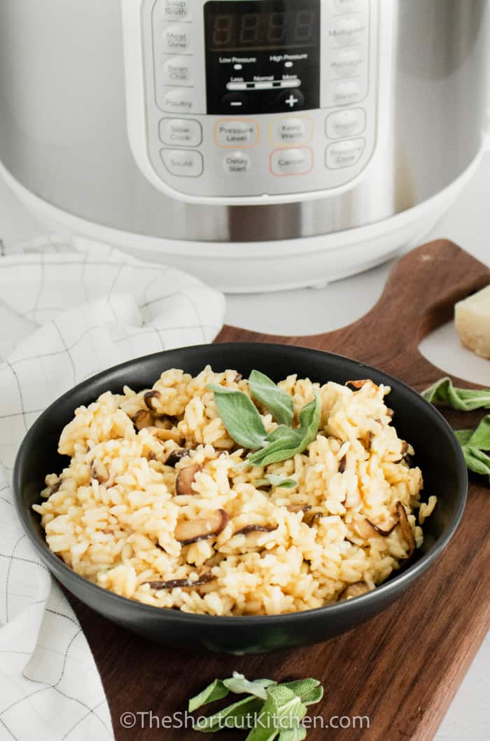 Instant Pot Mushroom Risotto (Quick and Easy!) The Shortcut Kitchen