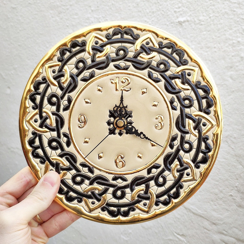 Ceramic Clock "22cm."
