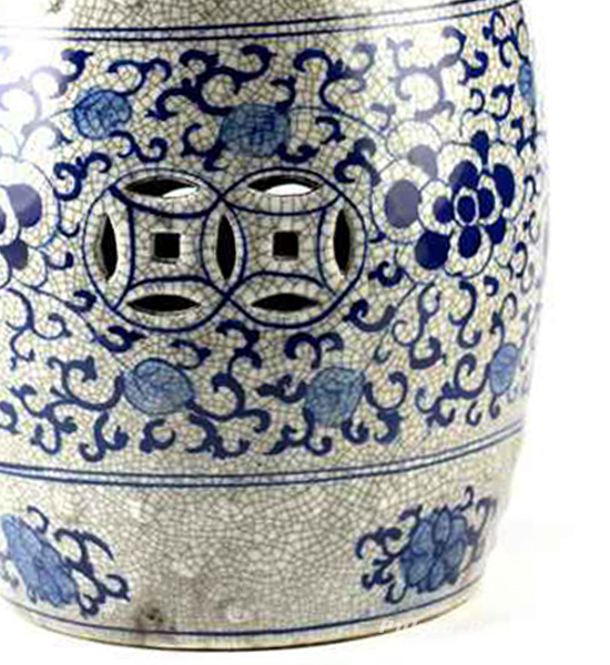 RYYV04_Crackle glaze blue and white hand paint floral pattern antiquity