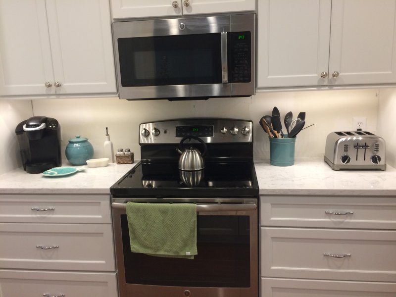 Glass Tile Backsplash Installation Wesley Chapel, Florida