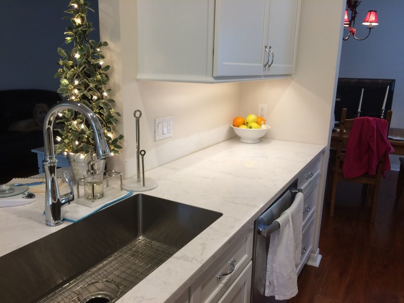 Glass Tile Backsplash Installation Wesley Chapel, Florida