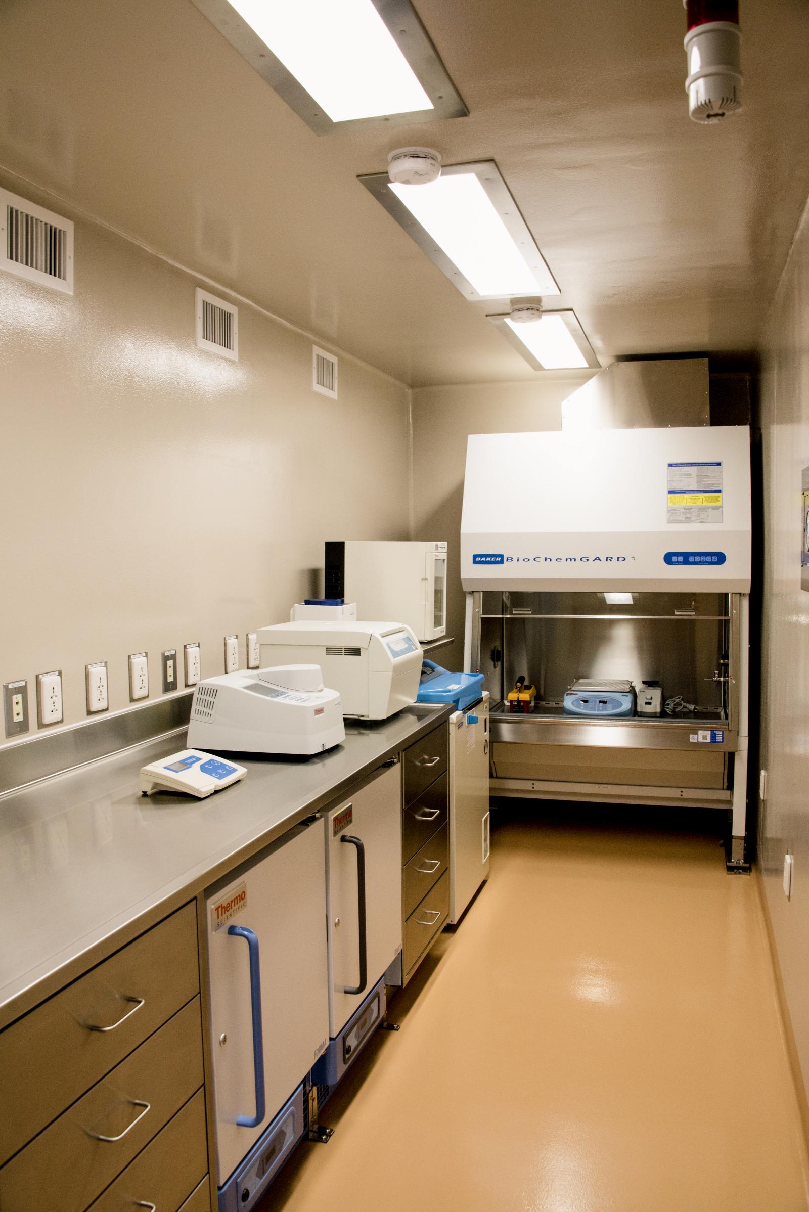 Mobile selfsustained Laboratory