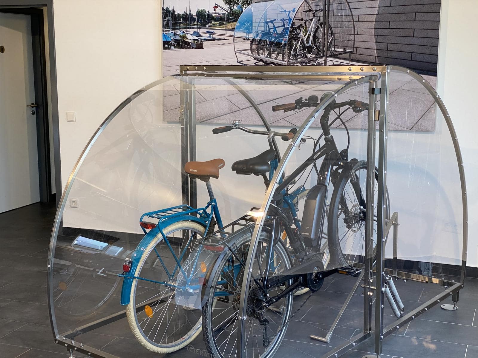 Fahrradgarage Ceratum Compact - Abschließbar Für 4 Bis 8 Räder