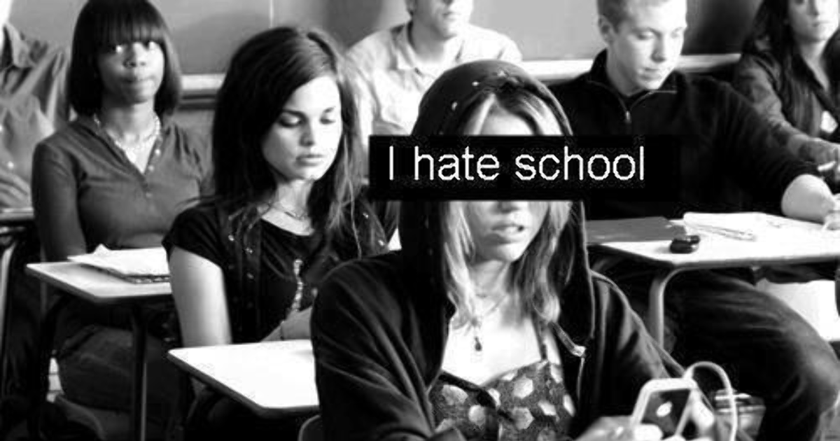 7 Things I Hate About High School GirlsAskGuys