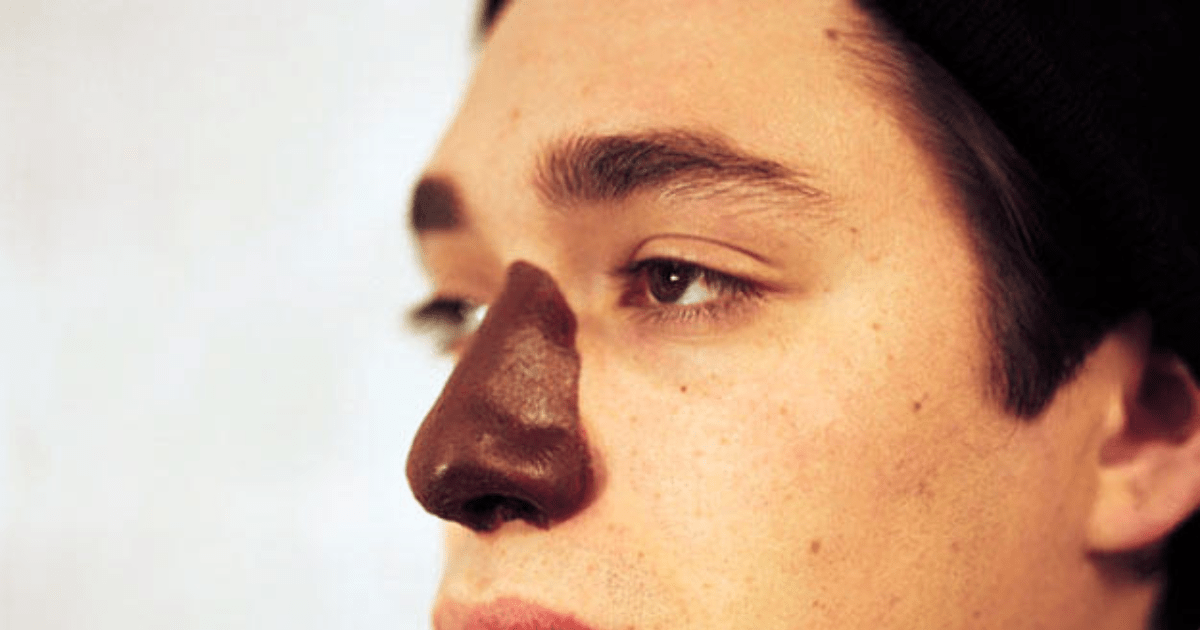 What Does It Mean When Someone Is Brownnosing? Mastery Wiki