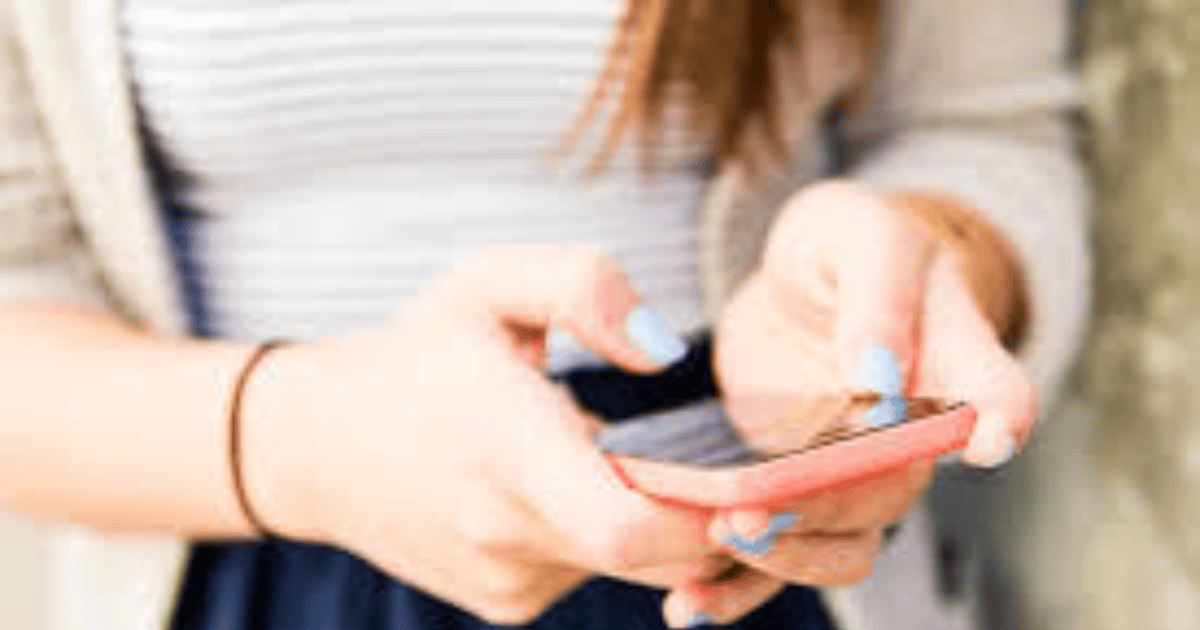 Is being "busy" a good excuse for not texting back? GirlsAskGuys