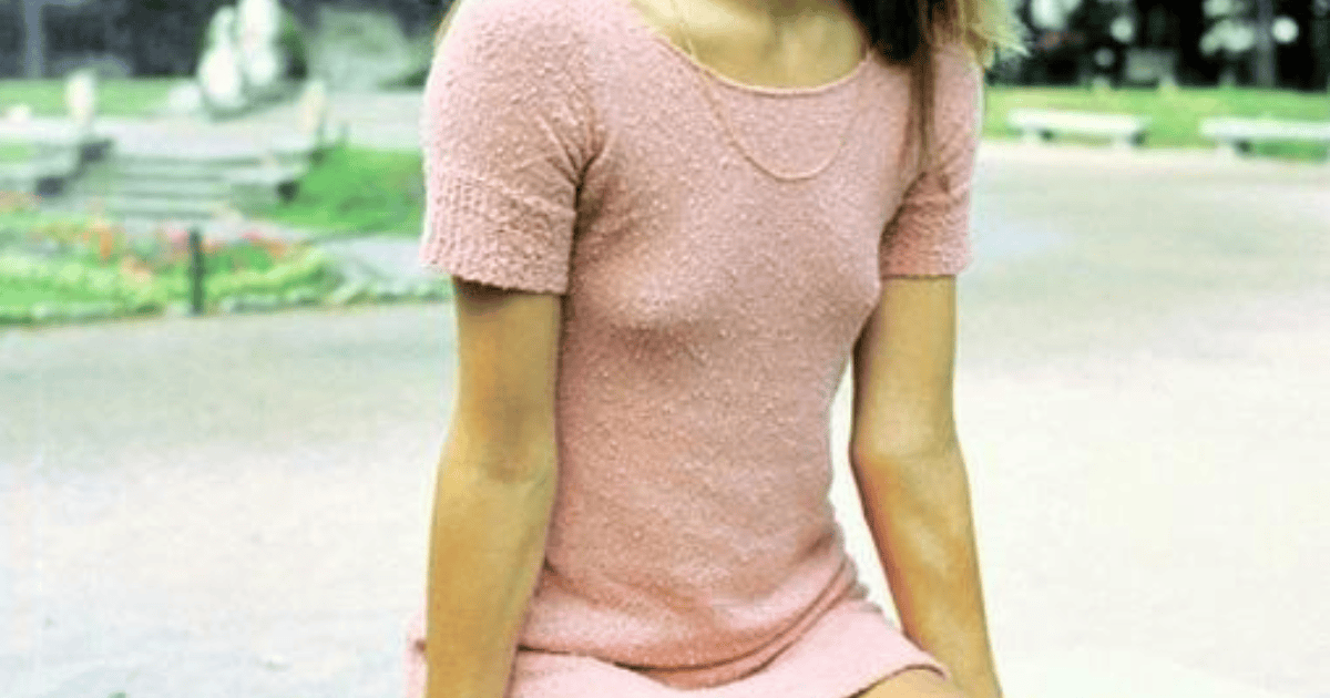 Guys, Do you find it weird or off putting if a small chested girl doesn