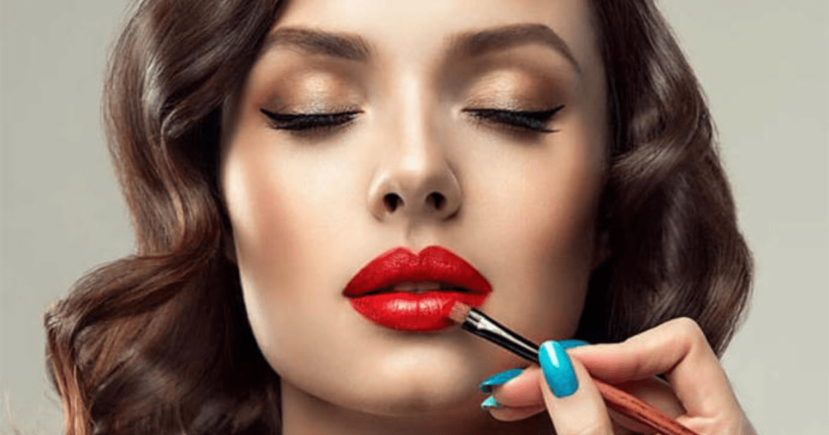 Ladies how much makeup do you wear on a normal basis? GirlsAskGuys