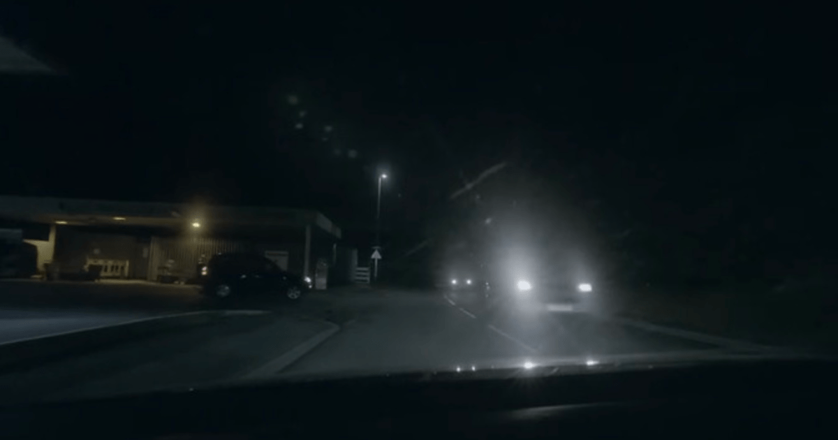 Is it hard to drive in England for the first time for Americans