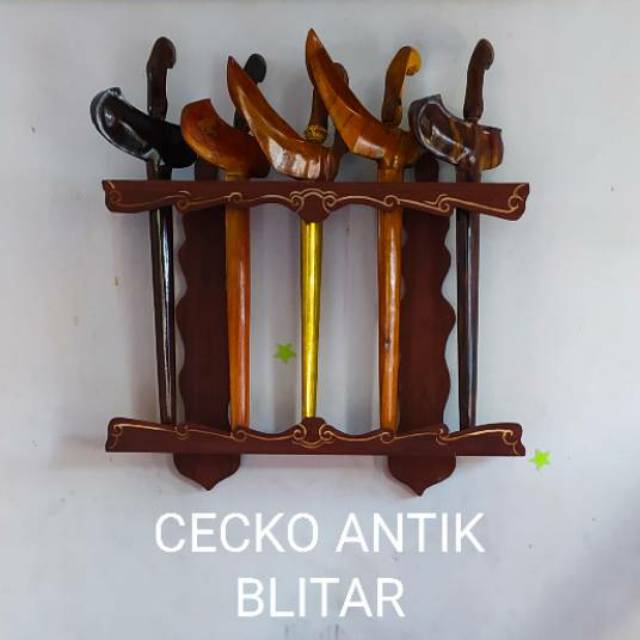 Blawong tempat keris tempel dinding ukir isi 5 | Shopee Indonesia