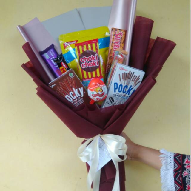 Jual Buket Snack | Buket Jajan | Buket Coklat | Buket Wisuda | Kado Ultah | Shopee Indonesia