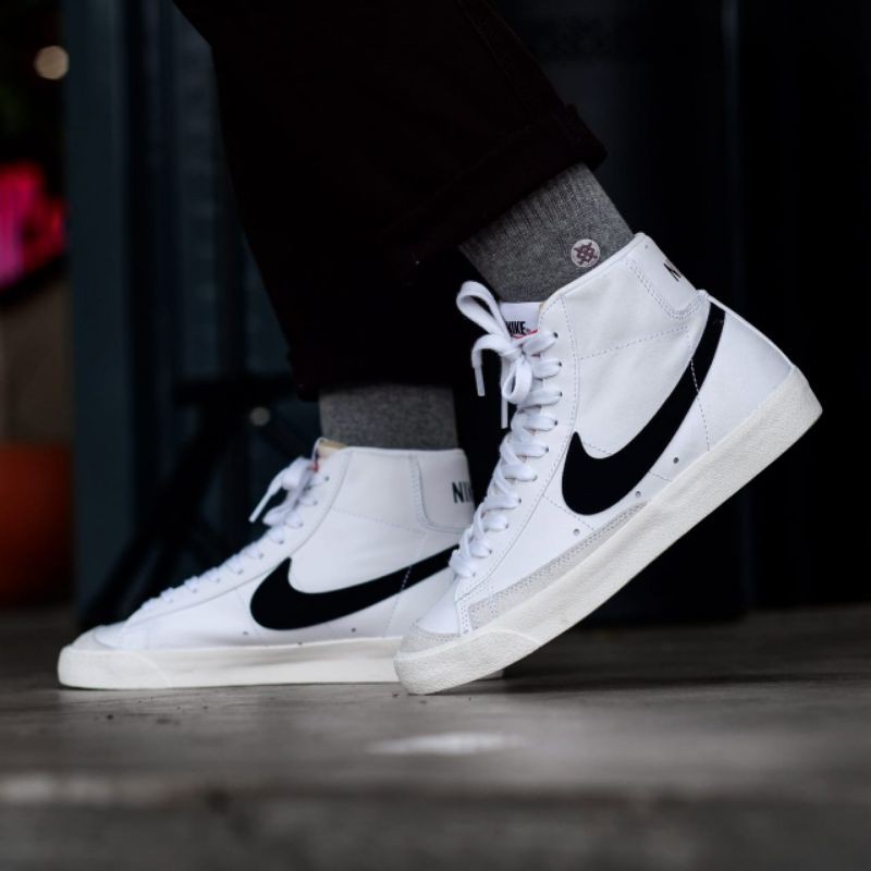 Jual Nike Blazer Mid 77 Vintage White Black Original Resmi | Shopee Indonesia
