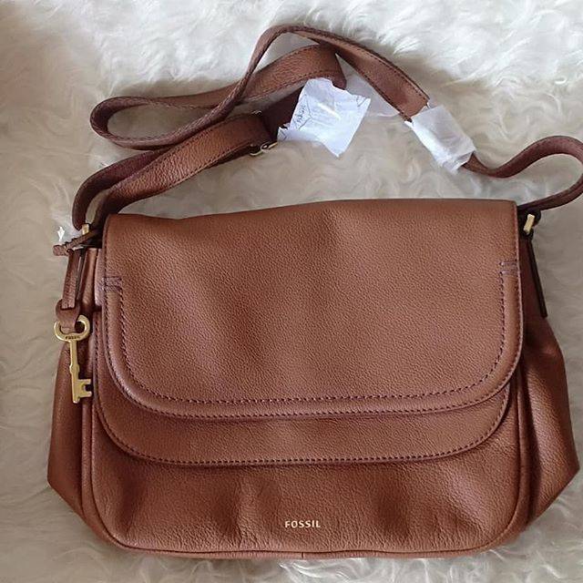 Fosil Tas Wanita Model Jawa Contoh Penanganan Khusus