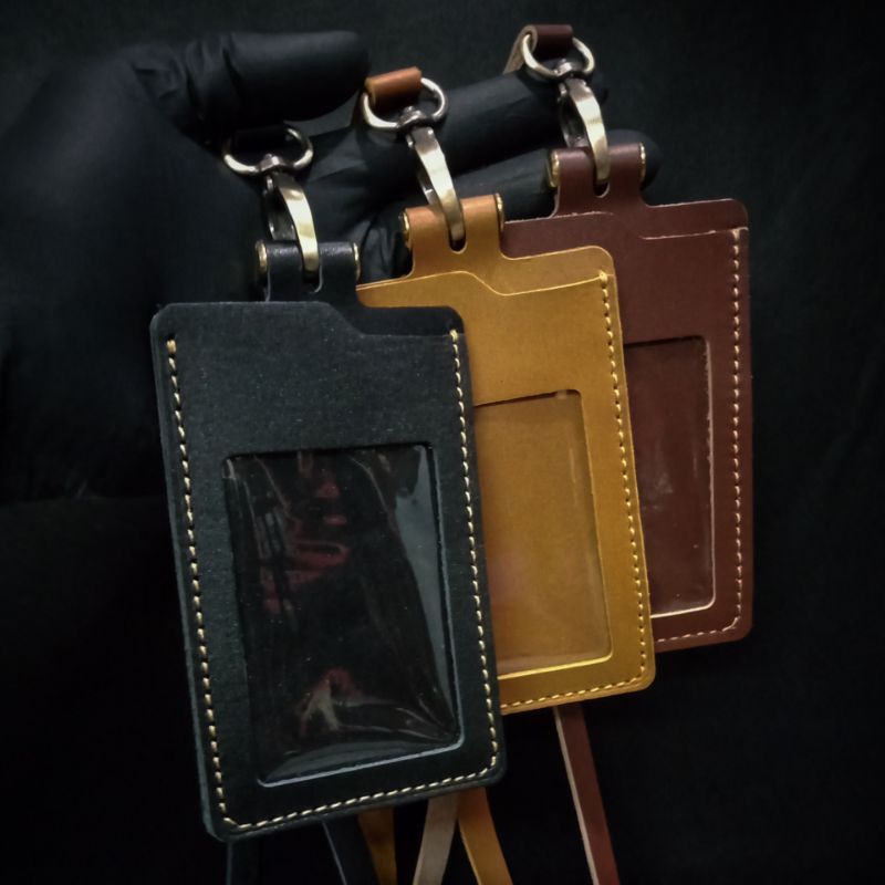 Jual Name Tag Kulit Sapi Name Tag Holder Kulit Asli ID Card Holder