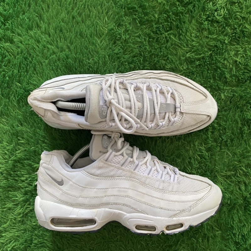 Jual Nike Airmax 95 Essential White Second Original | Size 42 .5 | Shopee Indonesia