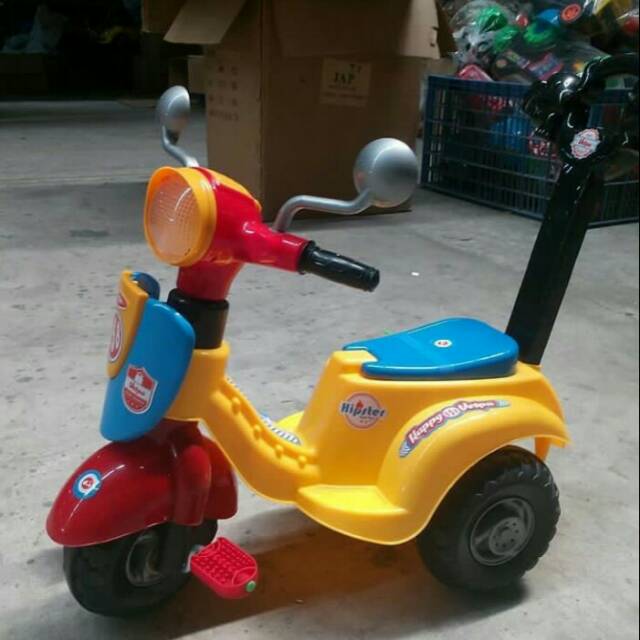 Jual Sepeda Anak Balita Roda Tiga Vespa Mainan Anak Bayi Balita Kado Hadiah Best Seller | Shopee Indonesia