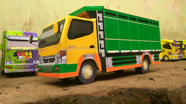 Gambar Livery Truk Canter Polos livery truck anti gosip