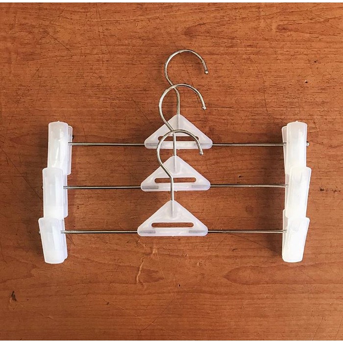 hanger jepit putih 149 gantungan display toko celana baju pakaian