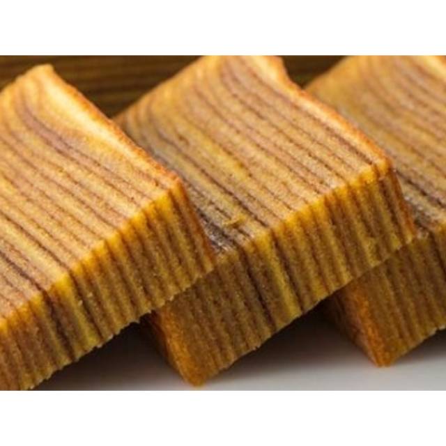 Kue lapis legit asli kalimantan Shopee Indonesia
