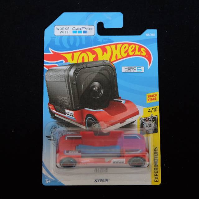 Jual Hotwheels Juara Balap Loop Race Go Pro Zoom In Merah Indonesia|Shopee Indonesia