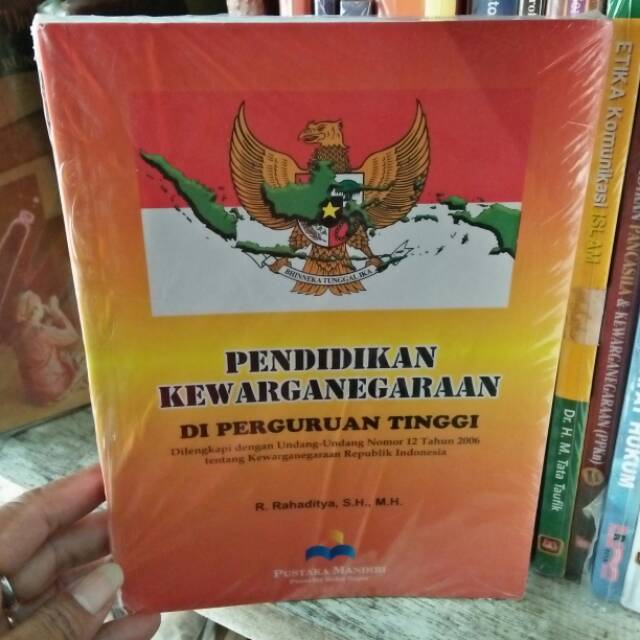 Dasar Hukum Pendidikan Kewarganegaraan Di Perguruan Tinggi