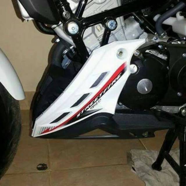 Tutup mesin transformers Cb 150 r old putih Shopee Indonesia