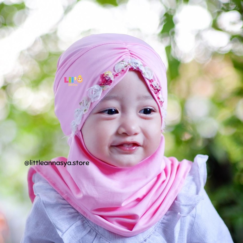 20+ Inspirasi Foto Bayi Perempuan Lucu Hijab My Red Gummi Bear