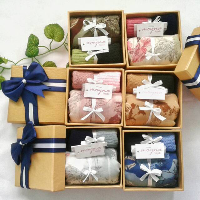 Paket Hijab untuk Kado Pernikahan / Kado Ultah / Kado