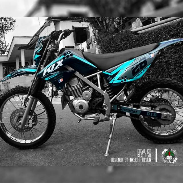 Foto Motor Klx Warna Biru