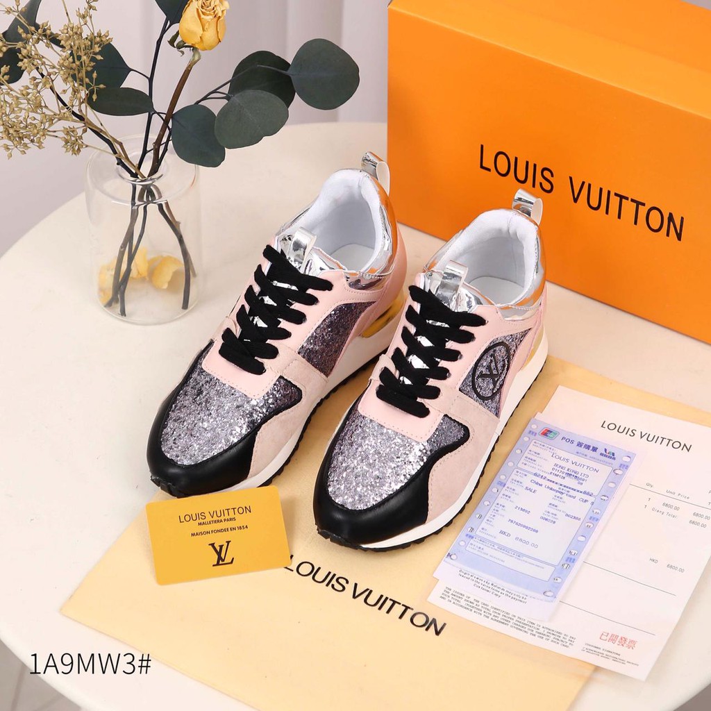 Jual Sepatu Wanita Louis Vuitton Sneakers* Lv Run Away Glitter Sneakers 1A9Mw3# Val | Shopee Indonesia
