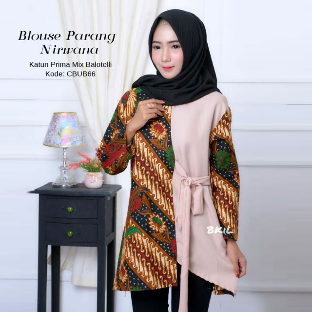 23 Ide Blus Batik Kombinasi Polos Wanita