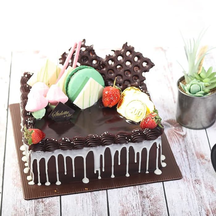 Jual Kue Ulang Tahun Rasa Coklat Ukuran 20 X 20 Cm Murah Dan Enak | Shopee Indonesia