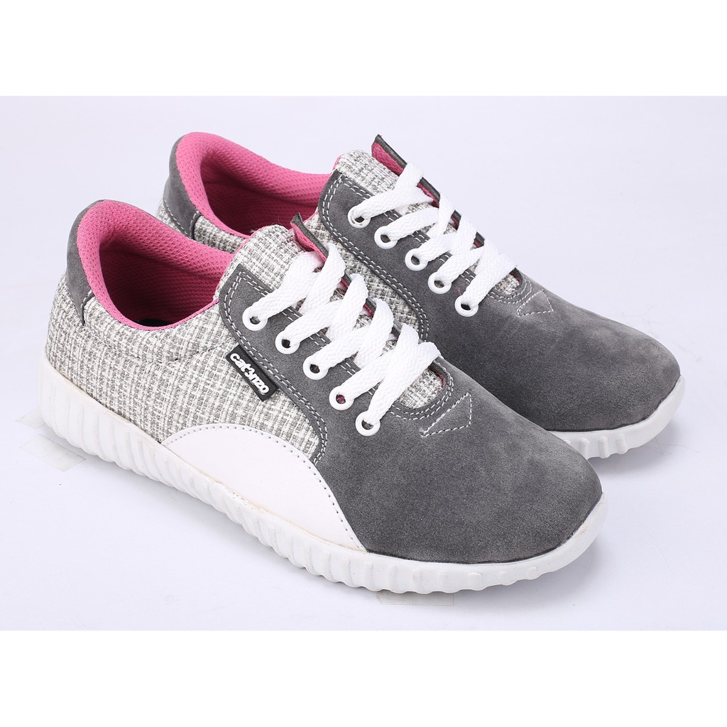 Gambar Sepatu Wanita Untuk Main Juwitala