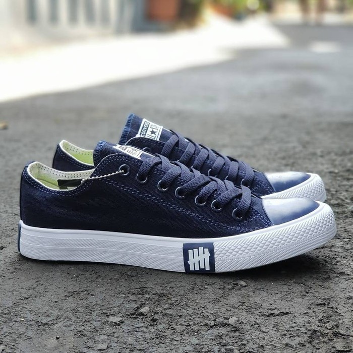 SEPATUCONVERSE ALLSTAR SEPATU CONVERSE ALL STAR CHUCK