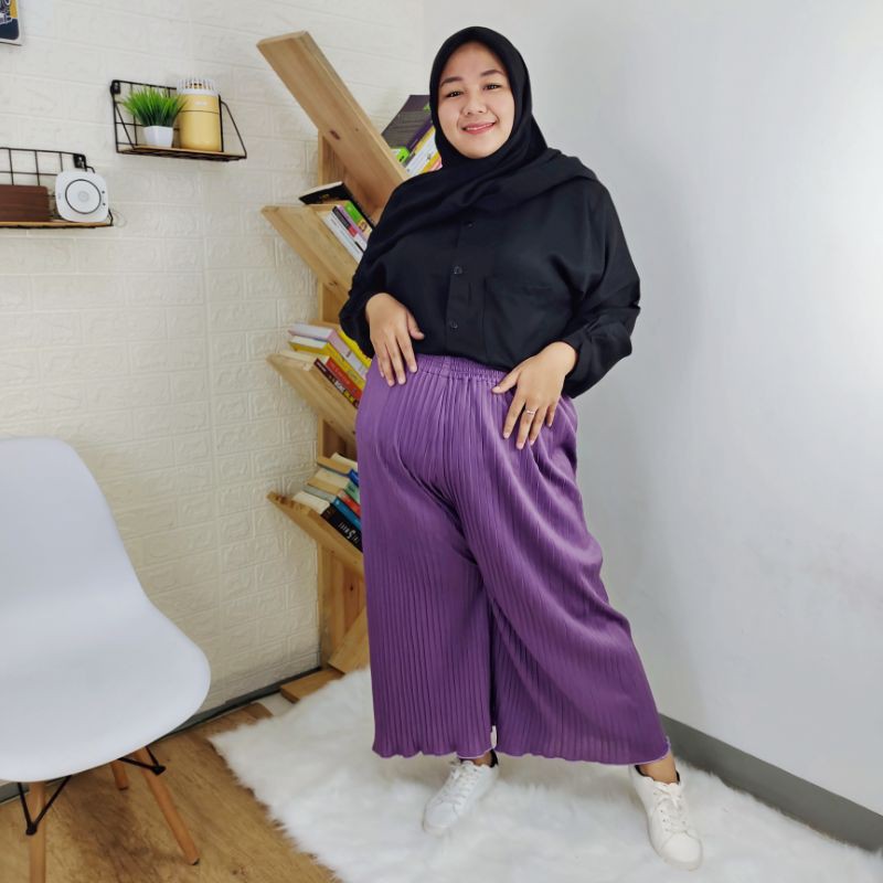 [ Bigsize / Jumbo ] Kulot Celana Plisket Muslimah Jumbo murah muat BB 100kg ke atas Shopee