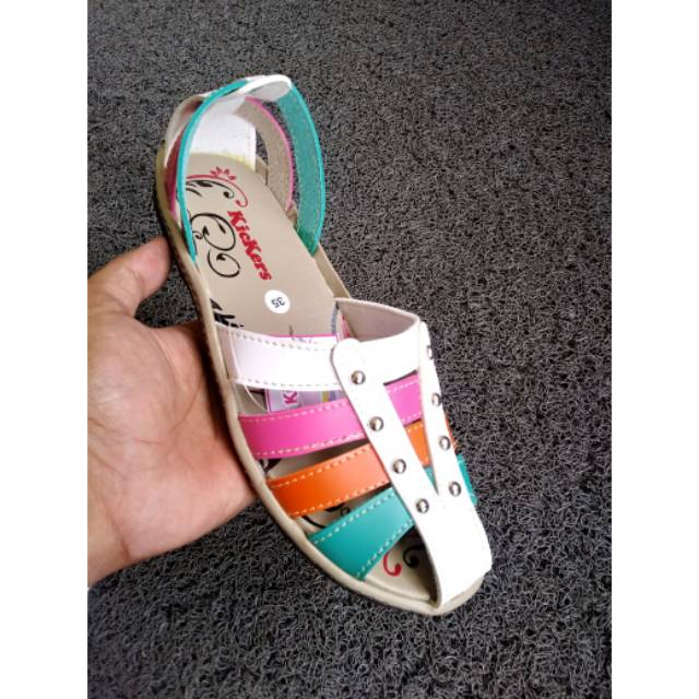 (BELI 1 GRATIS 1 GIFT) SANDAL KICKERS ANAK , SANDAL ANAK PEREMPUAN