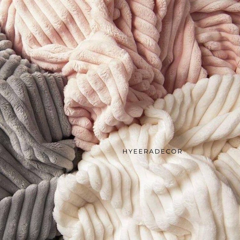 Jual Fluffy Blanket Selimut bulu emboss Aesthetic blanket Indonesia